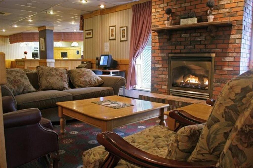 Coast High Country Inn Whitehorse Intérieur photo