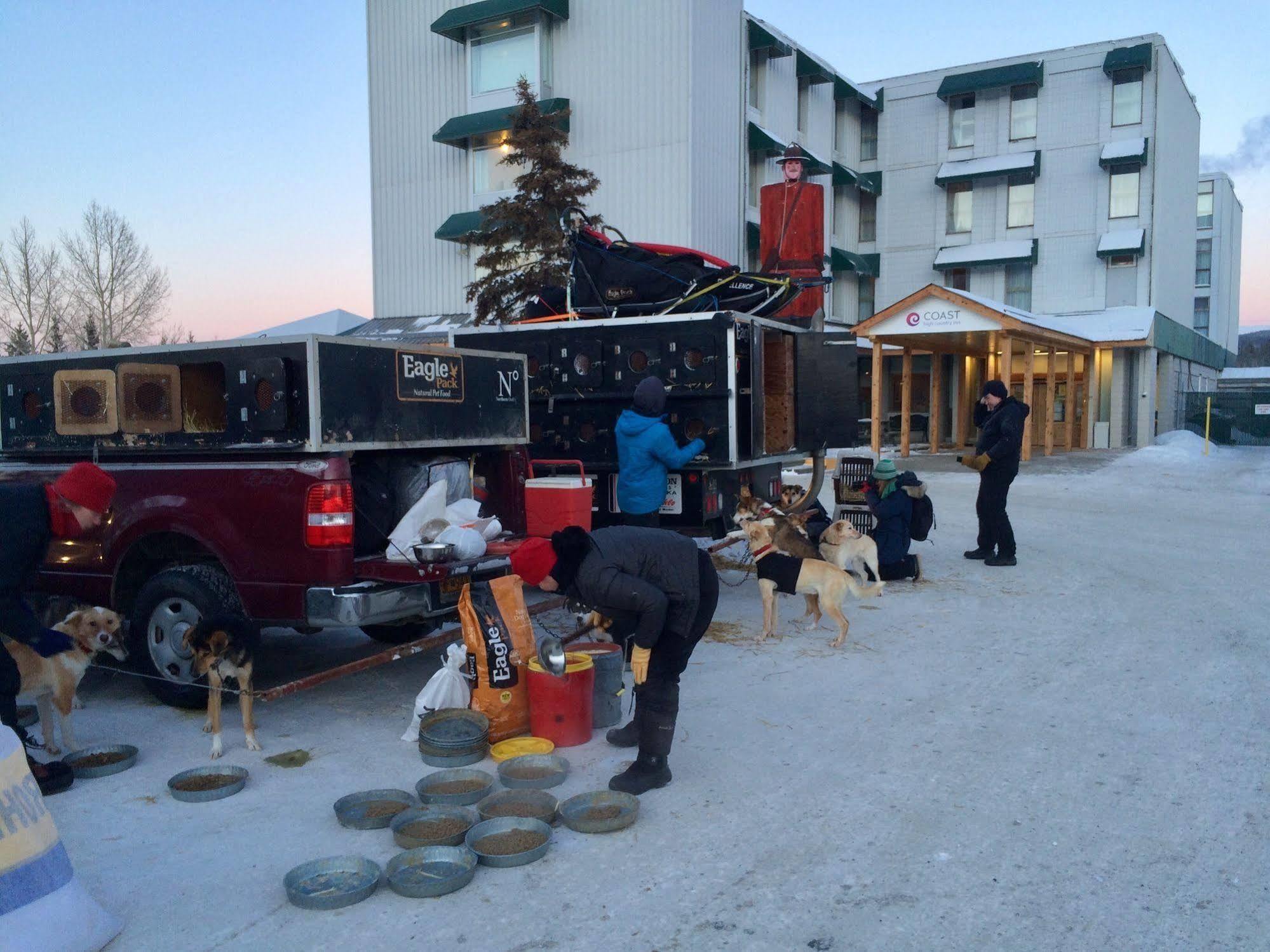 Coast High Country Inn Whitehorse Extérieur photo